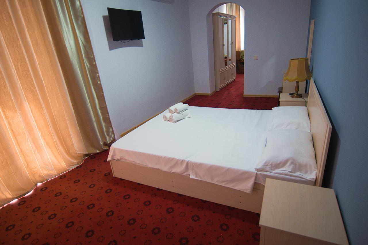 Hotel Tsiskari Telavi Kültér fotó